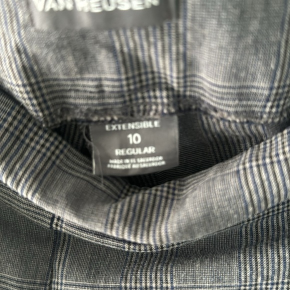 Van Heusen Slim Ankle Pant EUC - Picture 5 of 5